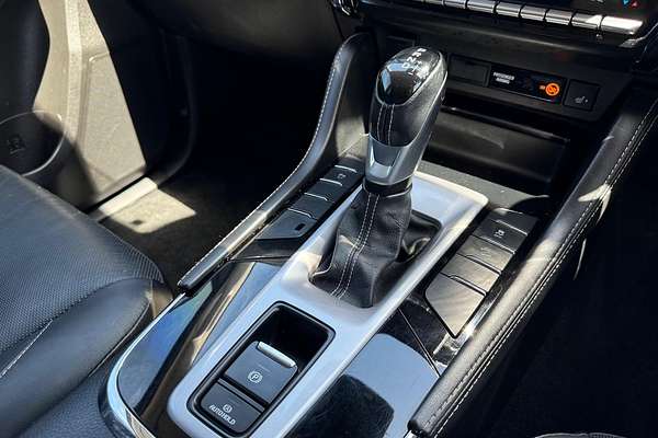 2022 Isuzu MU-X LS-T