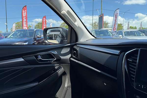 2022 Isuzu MU-X LS-T