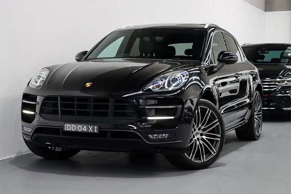 2015 Porsche Macan Turbo 95B
