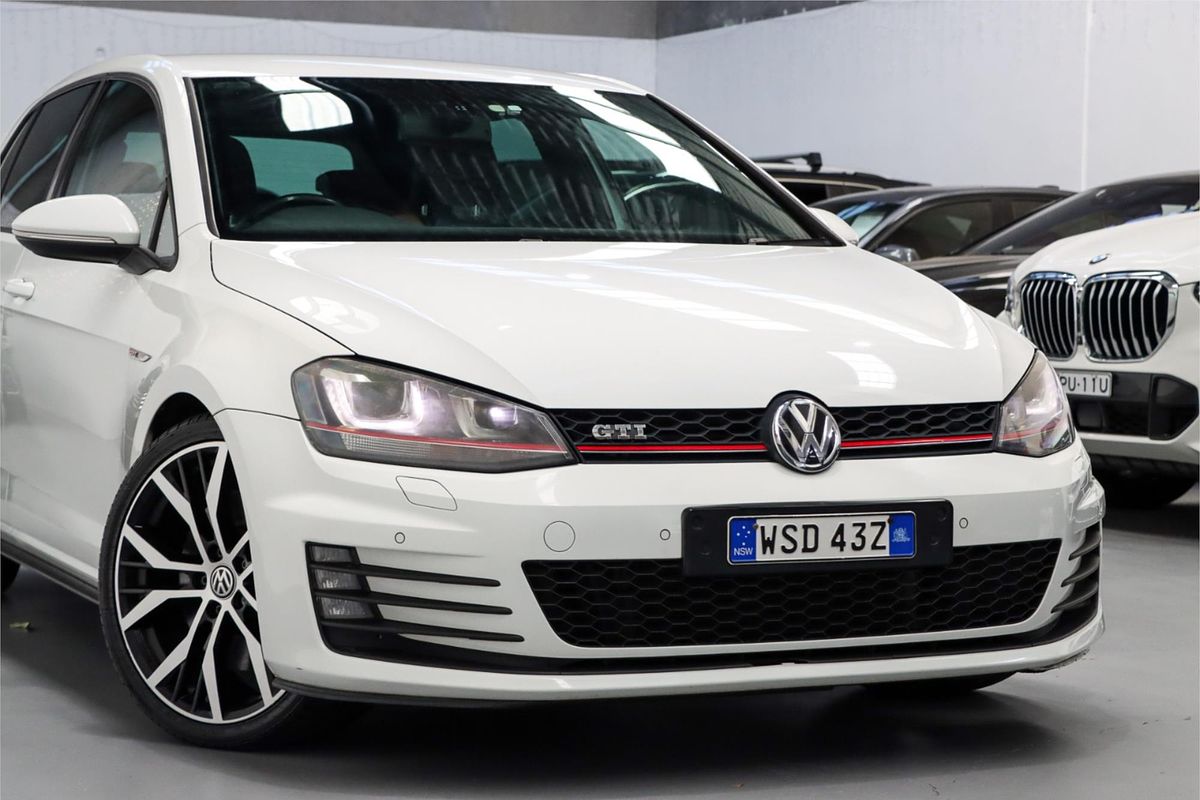 2014 Volkswagen Golf GTI Performance 7