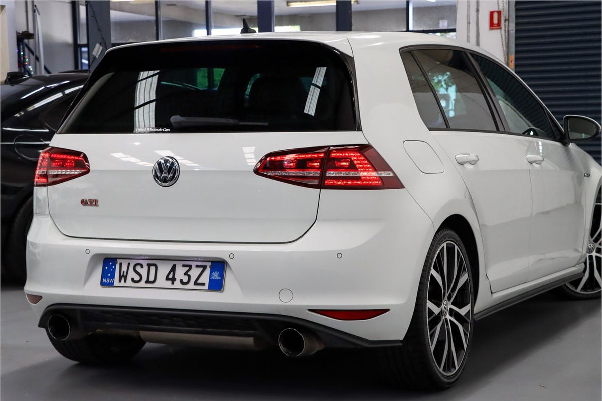 2014 Volkswagen Golf GTI Performance 7