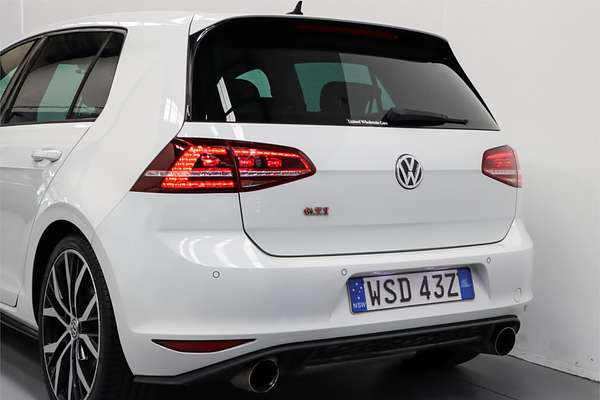 2014 Volkswagen Golf GTI Performance 7
