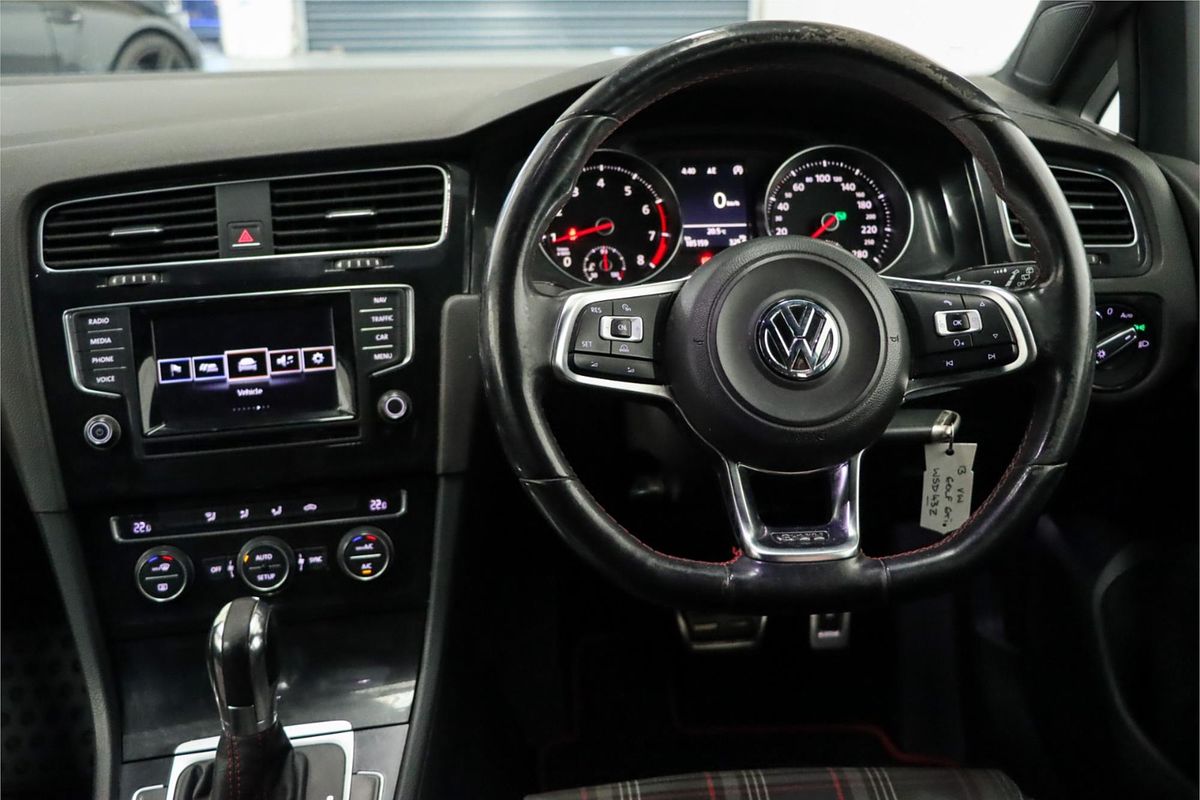 2014 Volkswagen Golf GTI Performance 7