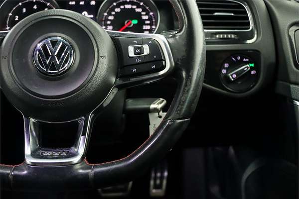 2014 Volkswagen Golf GTI Performance 7