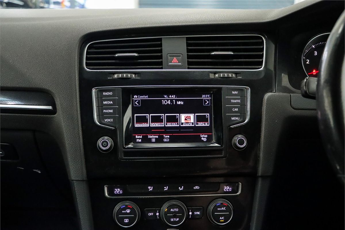 2014 Volkswagen Golf GTI Performance 7