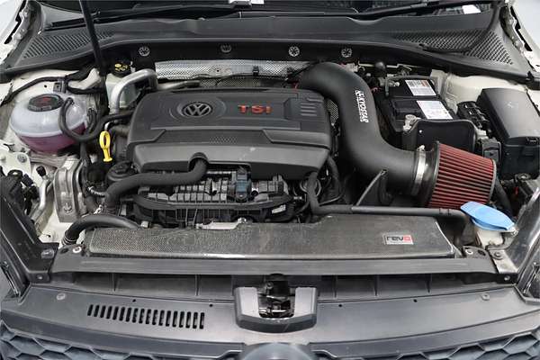 2014 Volkswagen Golf GTI Performance 7