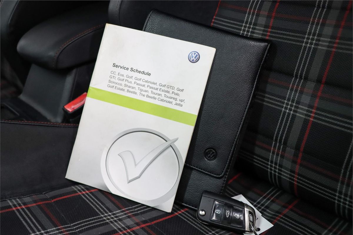 2014 Volkswagen Golf GTI Performance 7