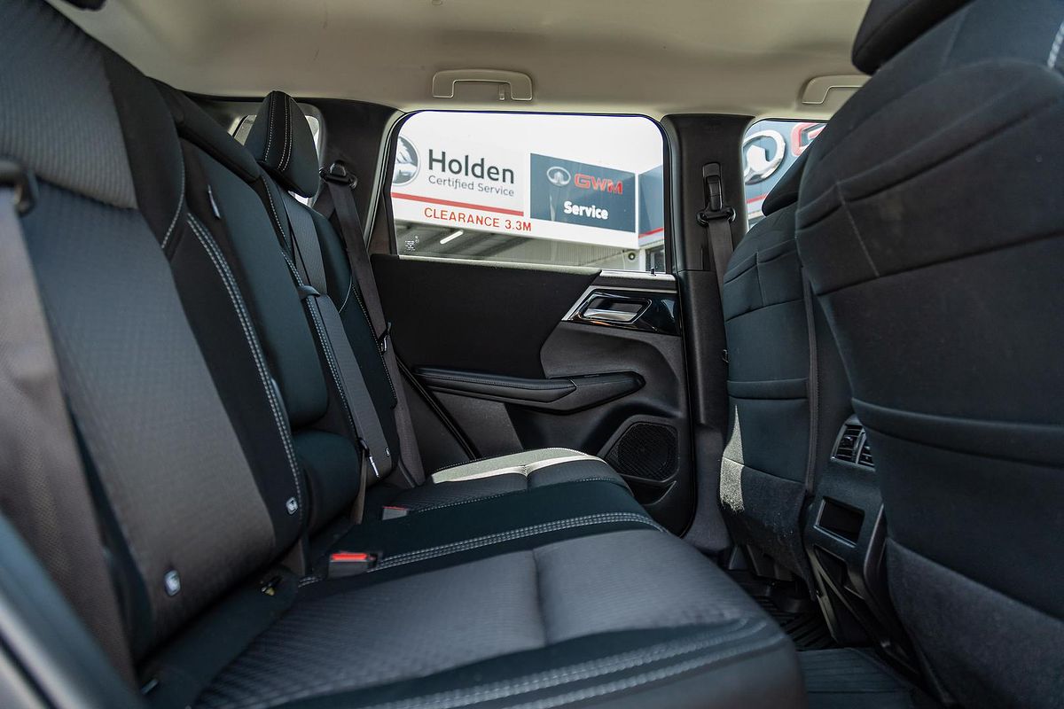 2024 Mitsubishi Outlander ES ZM