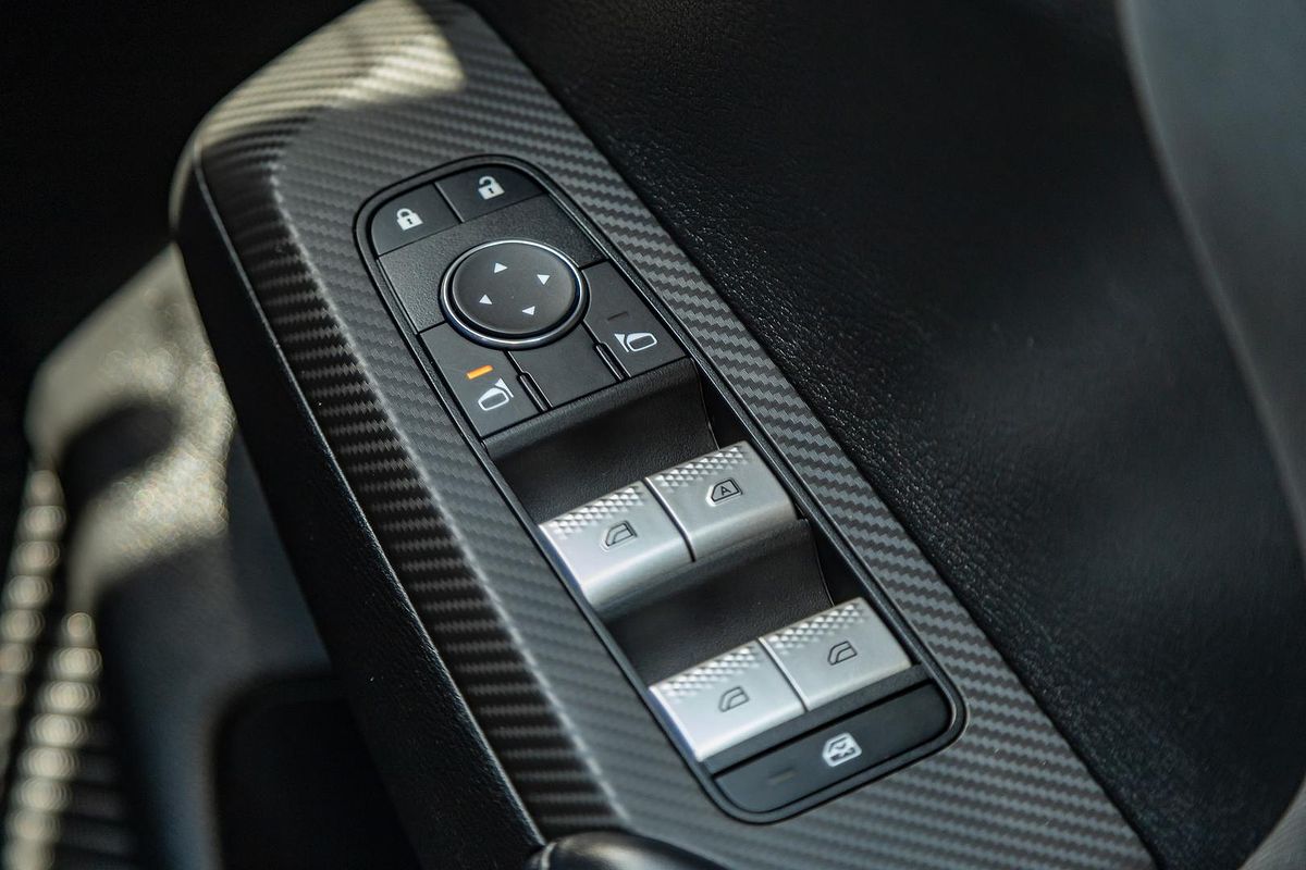 2024 Mitsubishi Outlander ES ZM