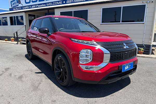 2024 Mitsubishi Outlander Black Edition ZM