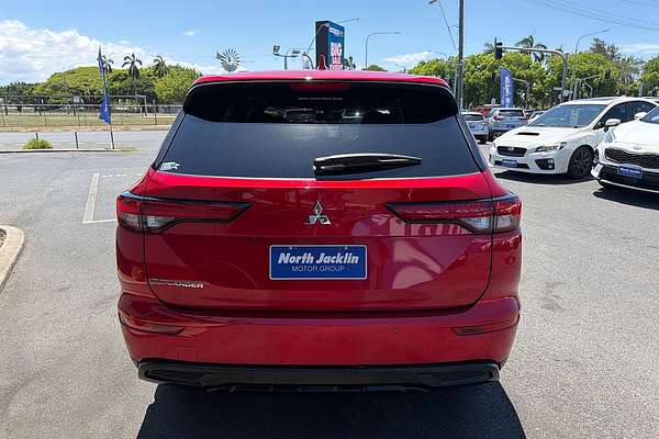 2024 Mitsubishi Outlander Black Edition ZM