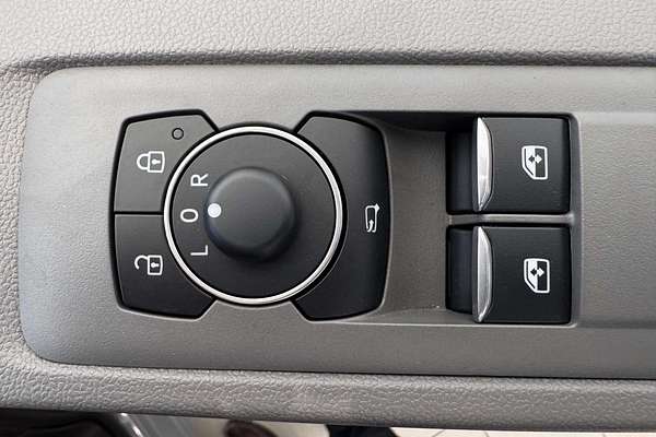 2025 Volkswagen Transporter TDI 125kW NSN SWB Low Roof