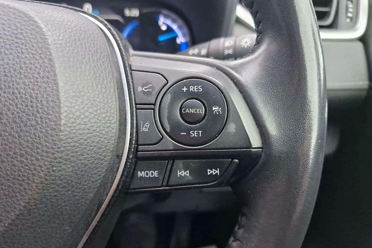 2020 Toyota RAV4 Cruiser AXAH54R