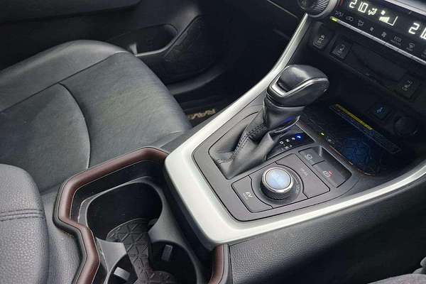 2020 Toyota RAV4 Cruiser AXAH54R