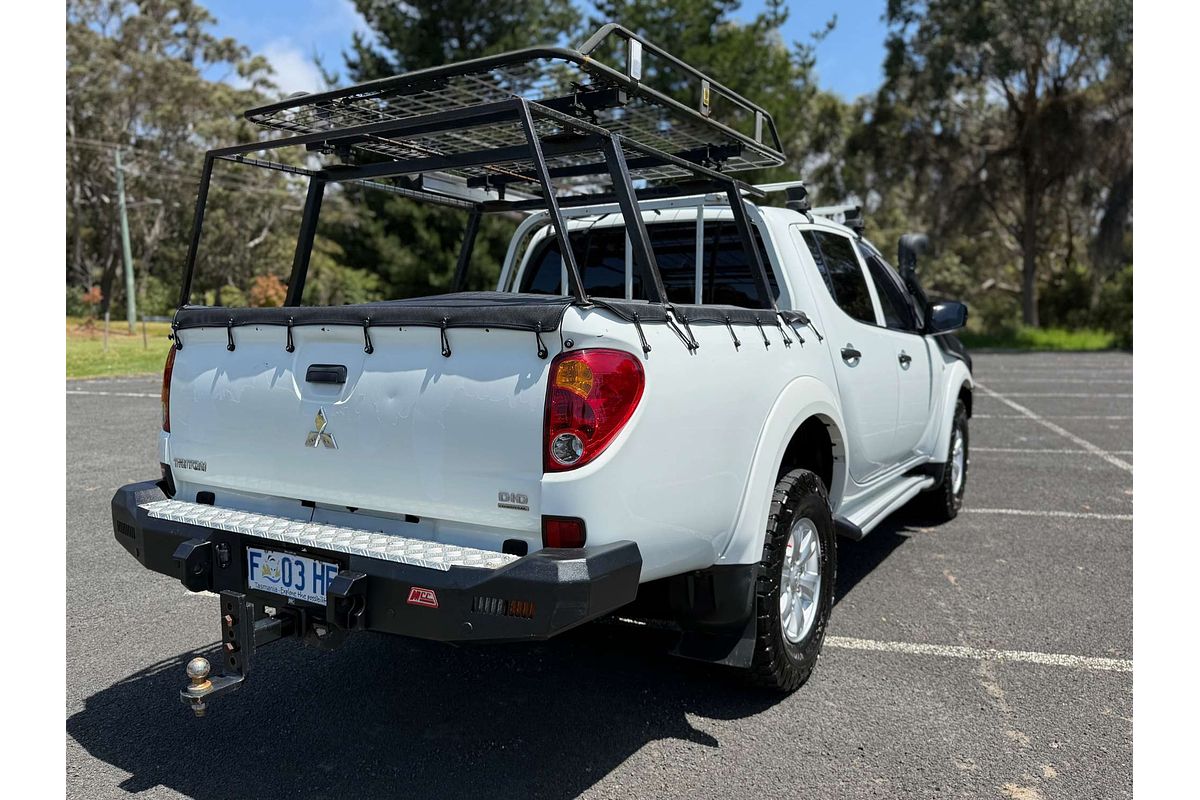 2015 Mitsubishi Triton GLX MN 4X4