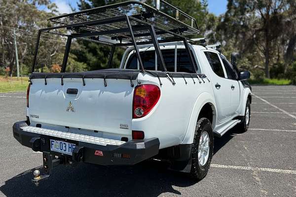 2015 Mitsubishi Triton GLX MN 4X4