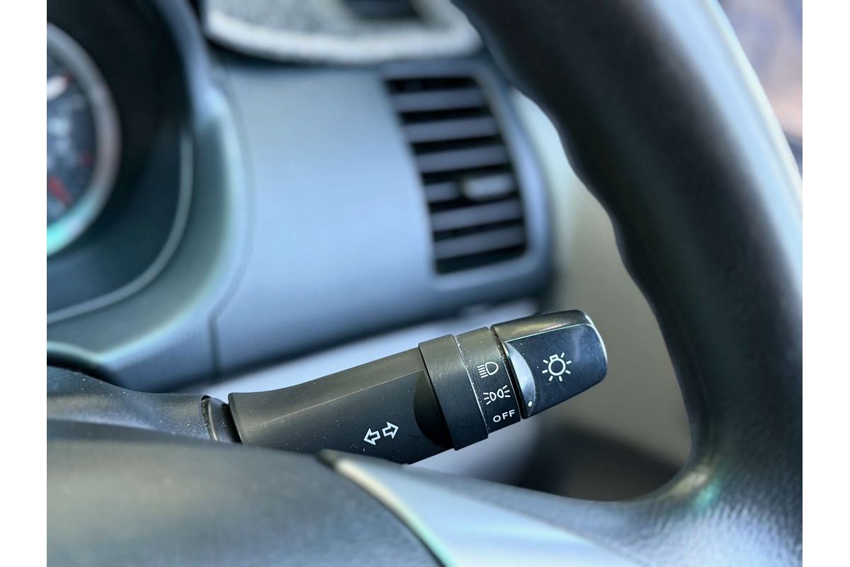 2015 Mitsubishi Triton GLX MN 4X4