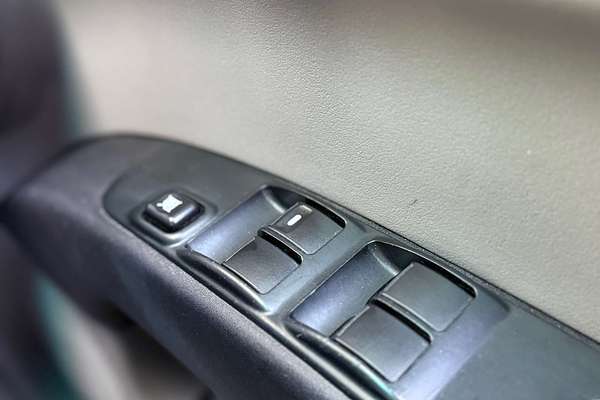 2015 Mitsubishi Triton GLX MN 4X4