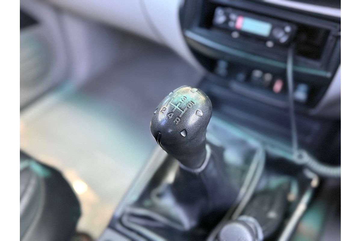 2015 Mitsubishi Triton GLX MN 4X4