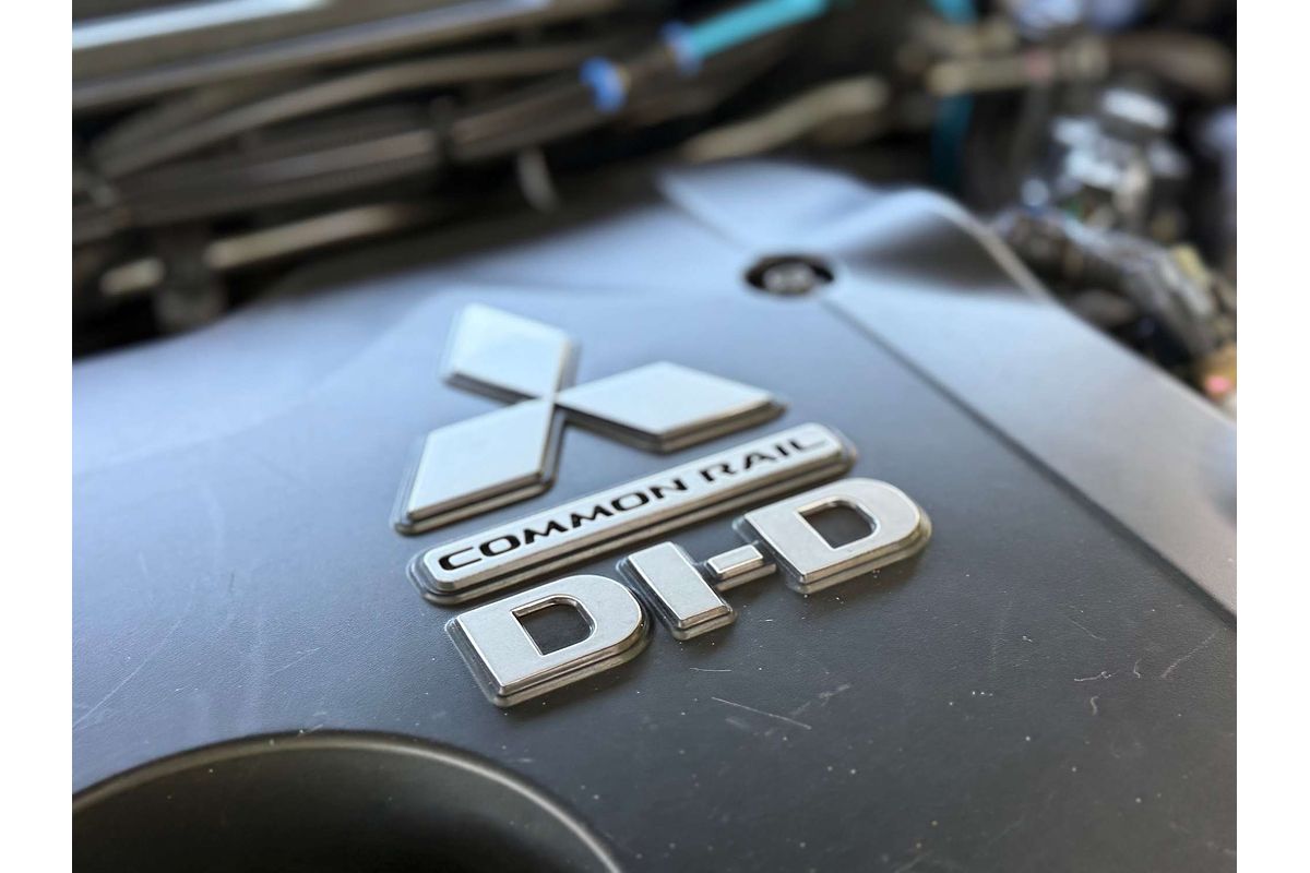 2015 Mitsubishi Triton GLX MN 4X4