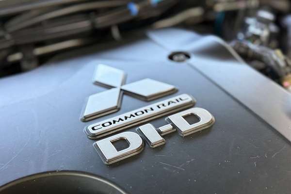 2015 Mitsubishi Triton GLX MN 4X4