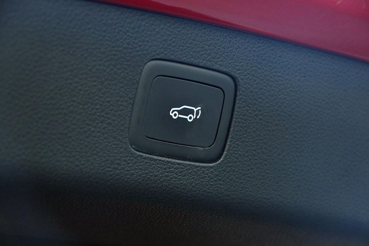 2022 MG HS Plus EV Essence SAS23