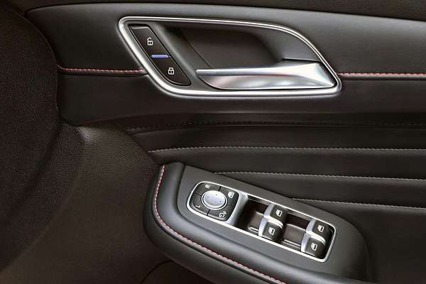 2022 MG HS Plus EV Essence SAS23