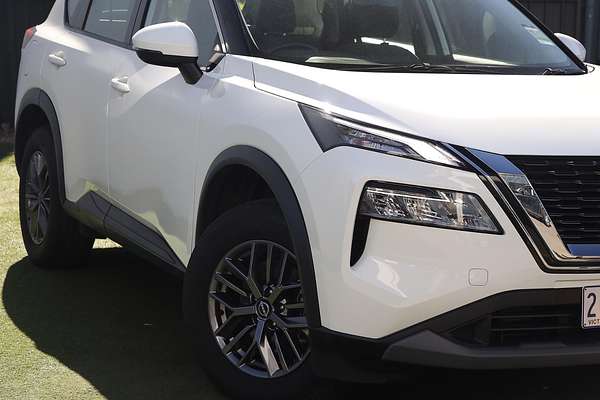 2025 Nissan X-TRAIL ST T33