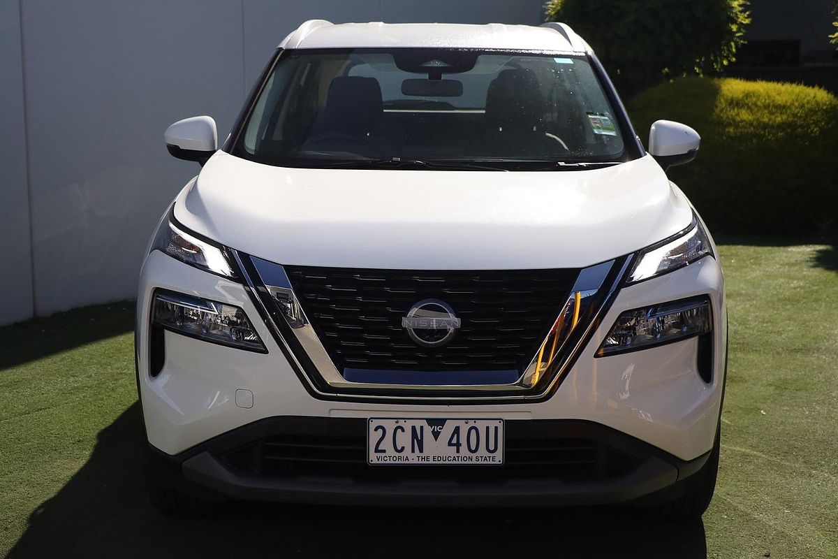 2025 Nissan X-TRAIL ST T33