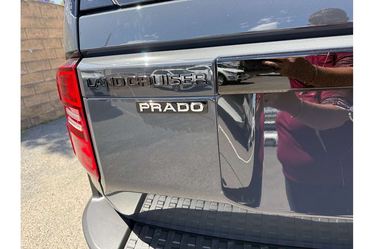 2025 Toyota Landcruiser Prado Altitude GDJ251R