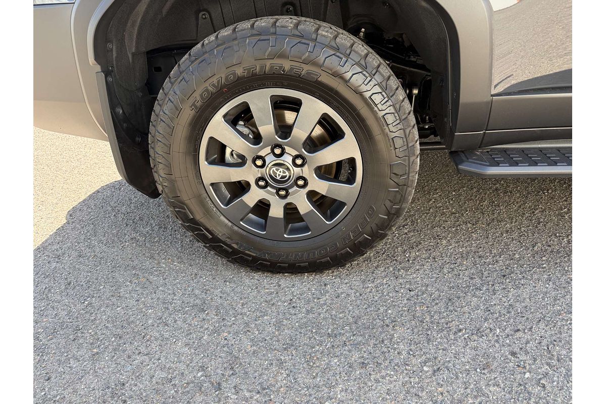 2025 Toyota Landcruiser Prado Altitude GDJ251R