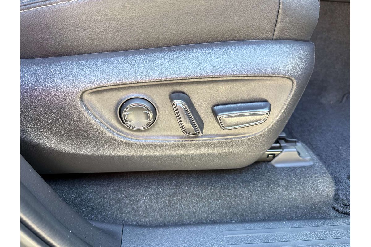 2025 Toyota Landcruiser Prado Altitude GDJ251R