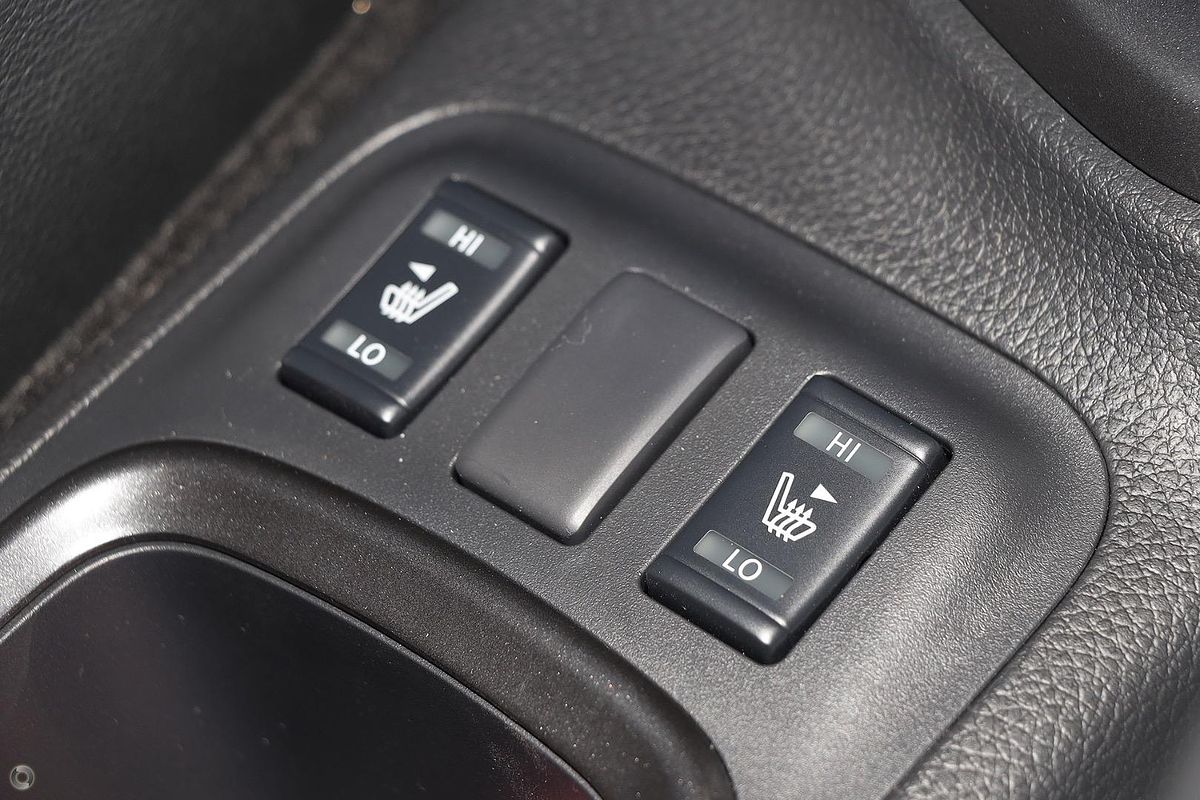 2025 Nissan Navara PRO-4X Warrior D23 4X4