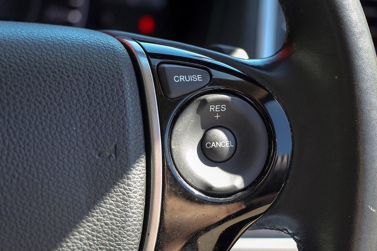 2016 Honda Odyssey VTi 5th Gen