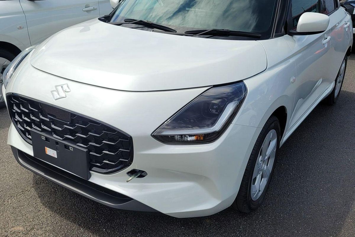 2024 Suzuki Swift Hybrid Plus UZ