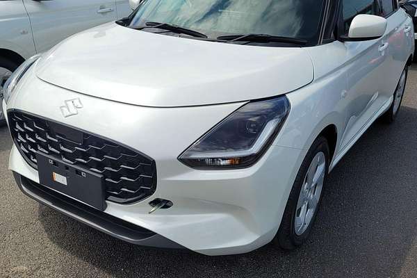 2024 Suzuki Swift Hybrid Plus UZ