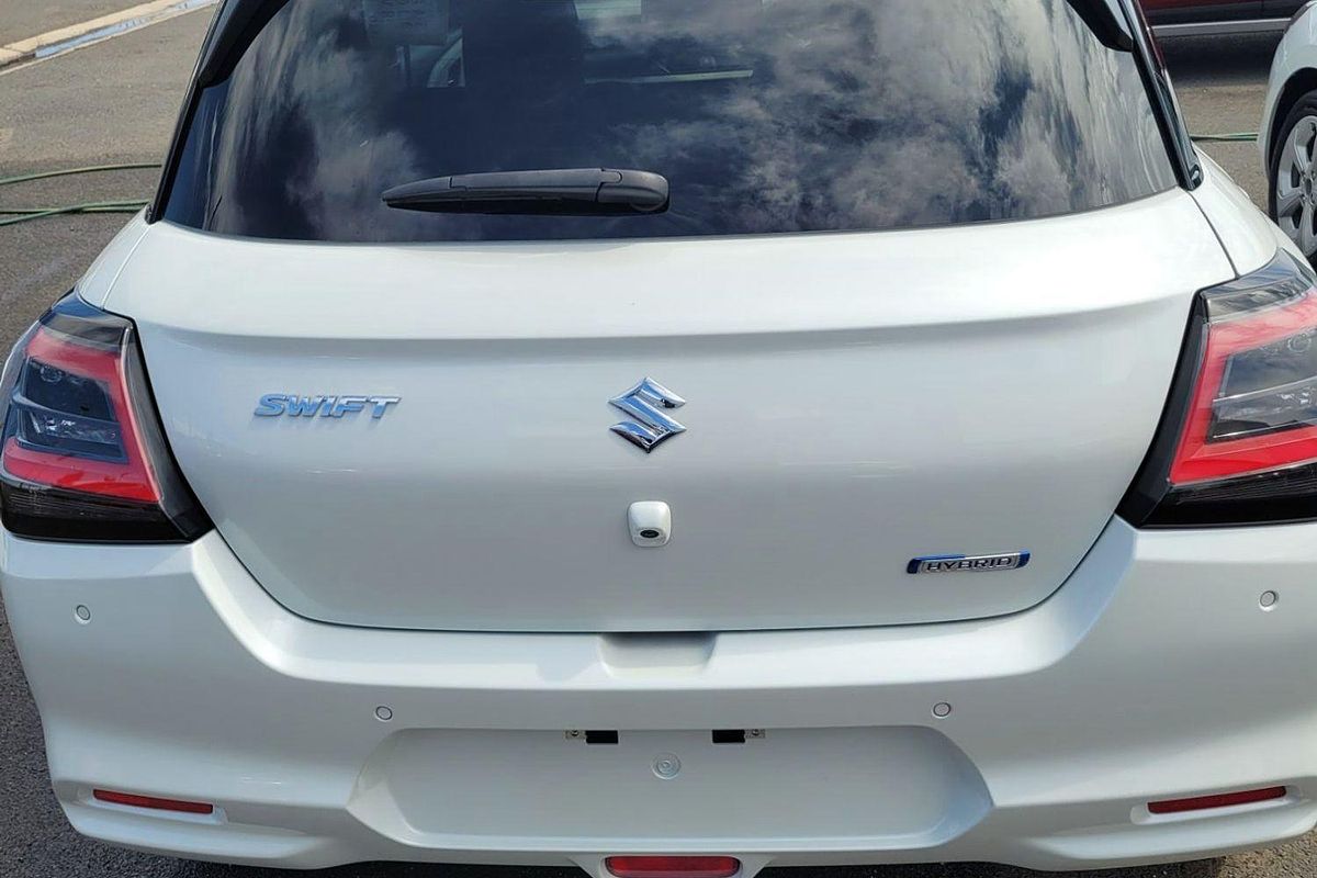 2024 Suzuki Swift Hybrid Plus UZ