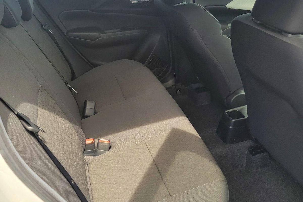 2024 Suzuki Swift Hybrid Plus UZ