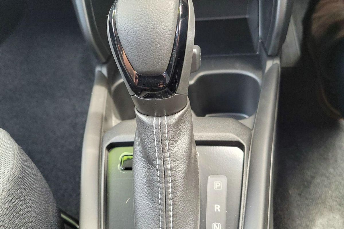 2024 Suzuki Swift Hybrid Plus UZ