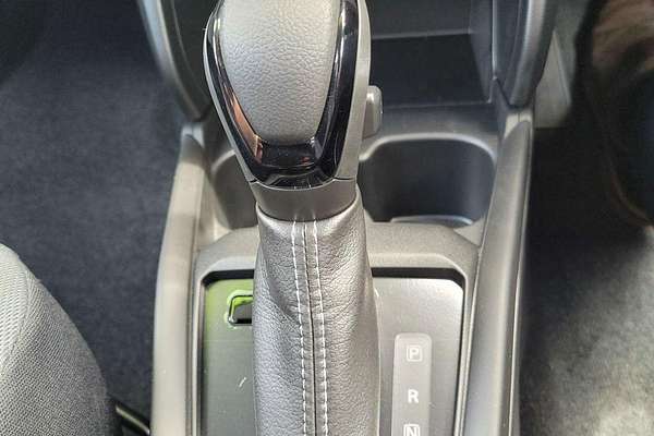 2024 Suzuki Swift Hybrid Plus UZ