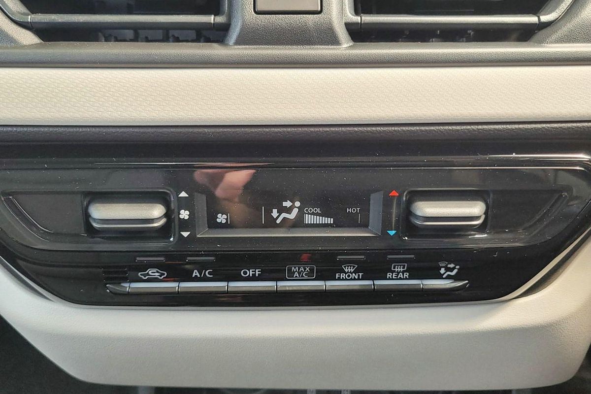 2024 Suzuki Swift Hybrid Plus UZ