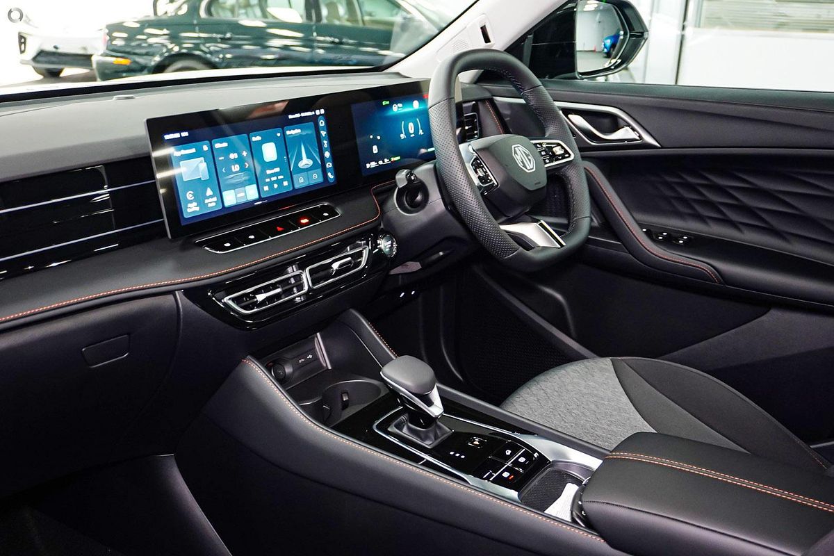 2025 MG HS Super Hybrid Excite AS33P