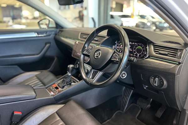 2019 SKODA Superb 162TSI NP