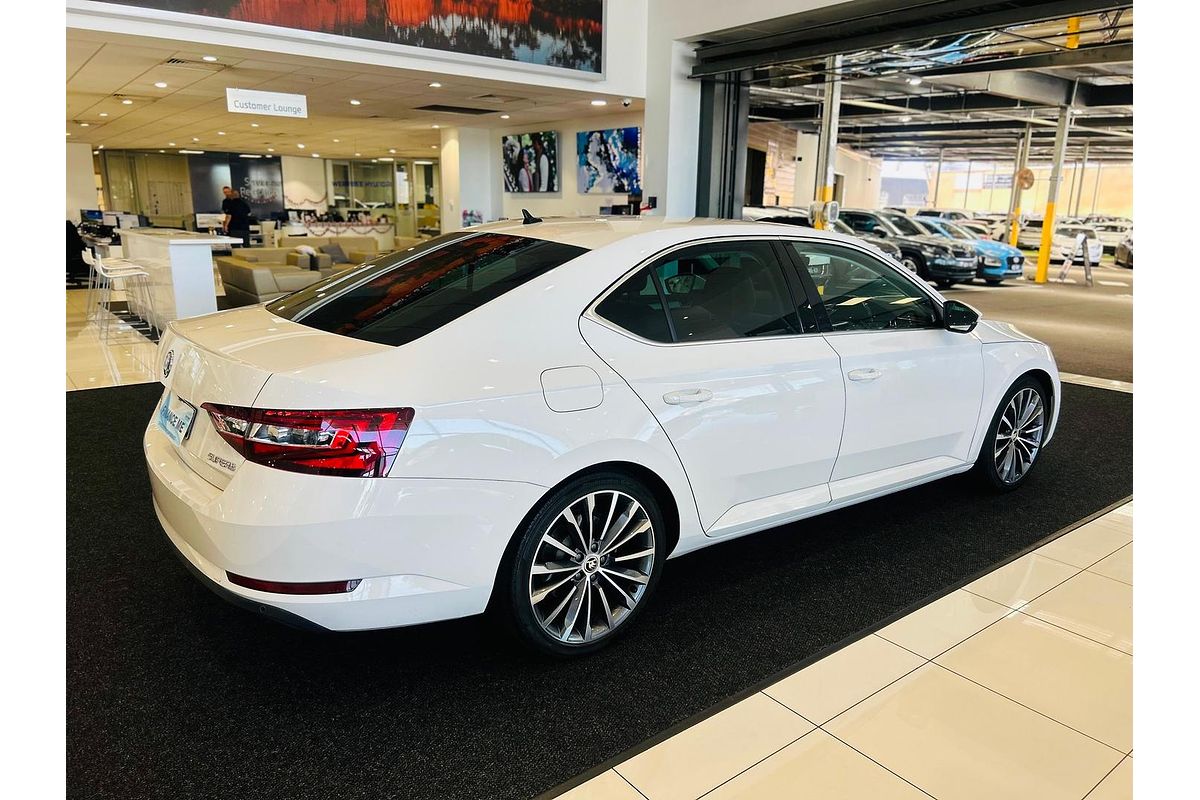 2019 SKODA Superb 162TSI NP