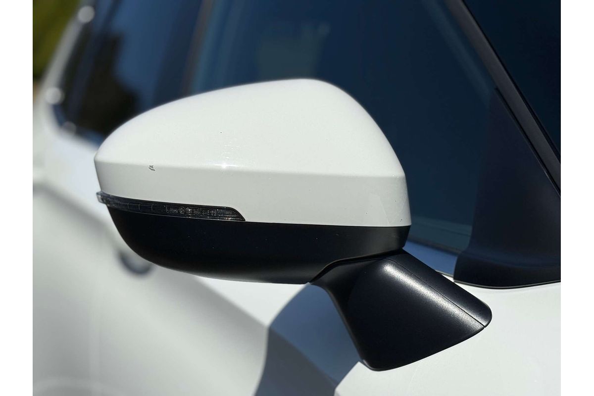 2025 Mitsubishi Outlander LS ZM