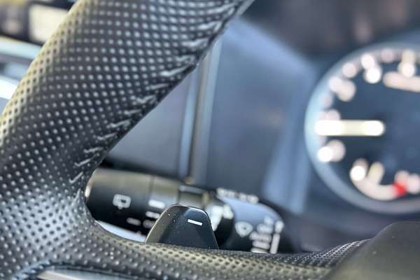 2025 Mitsubishi Outlander LS ZM