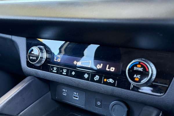 2025 Mitsubishi Outlander LS ZM