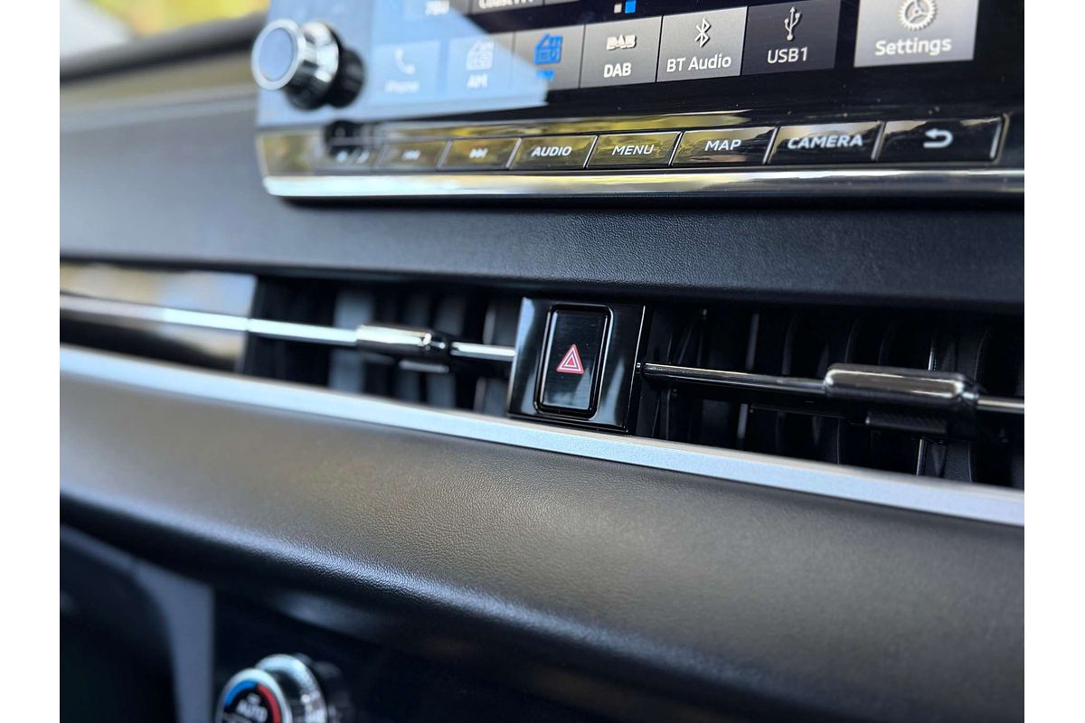 2025 Mitsubishi Outlander LS ZM