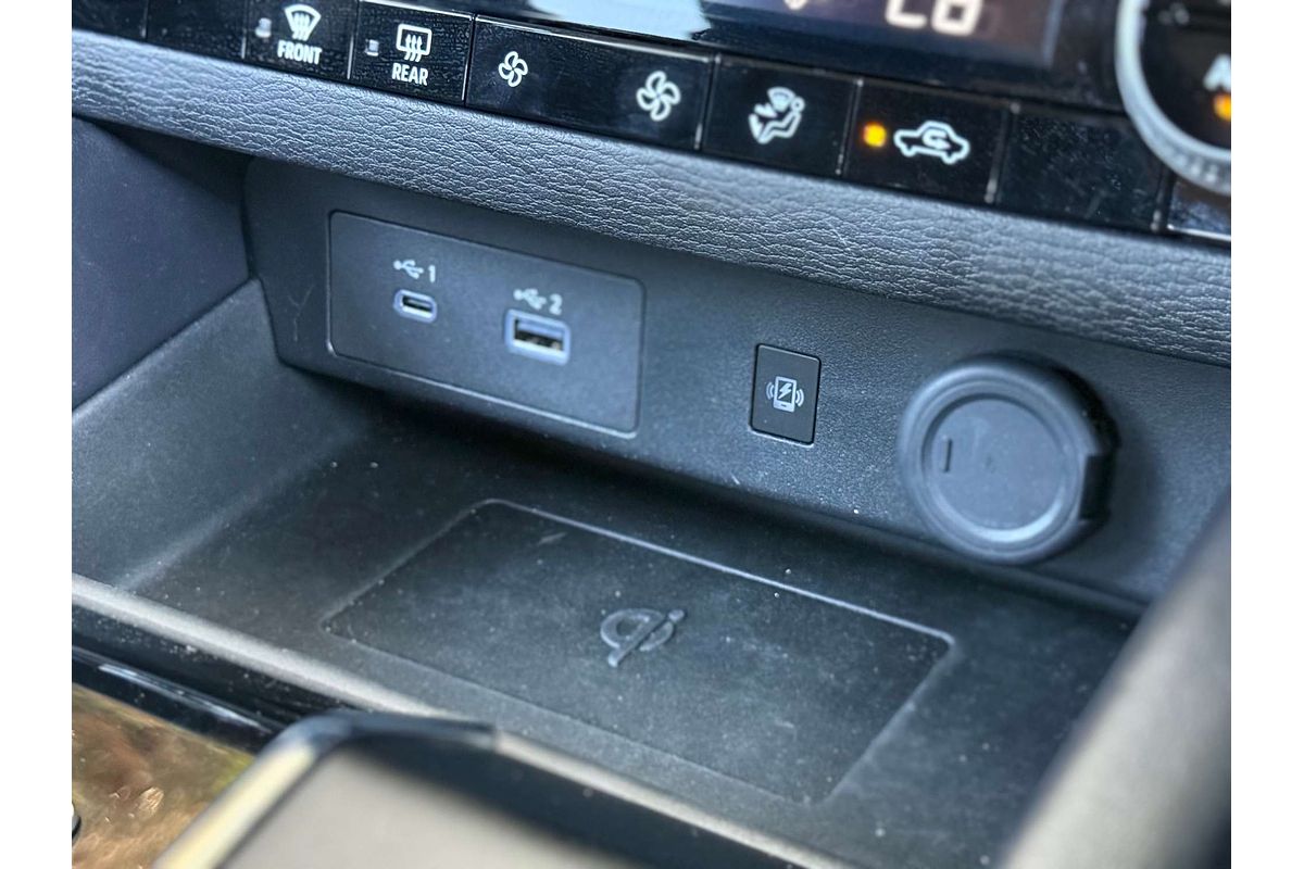 2025 Mitsubishi Outlander LS ZM