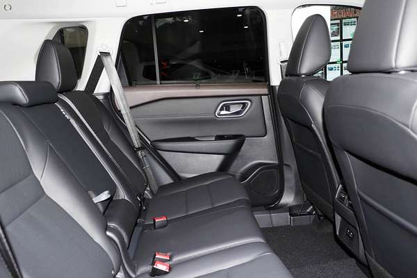 2025 Nissan X-TRAIL N-TREK T33